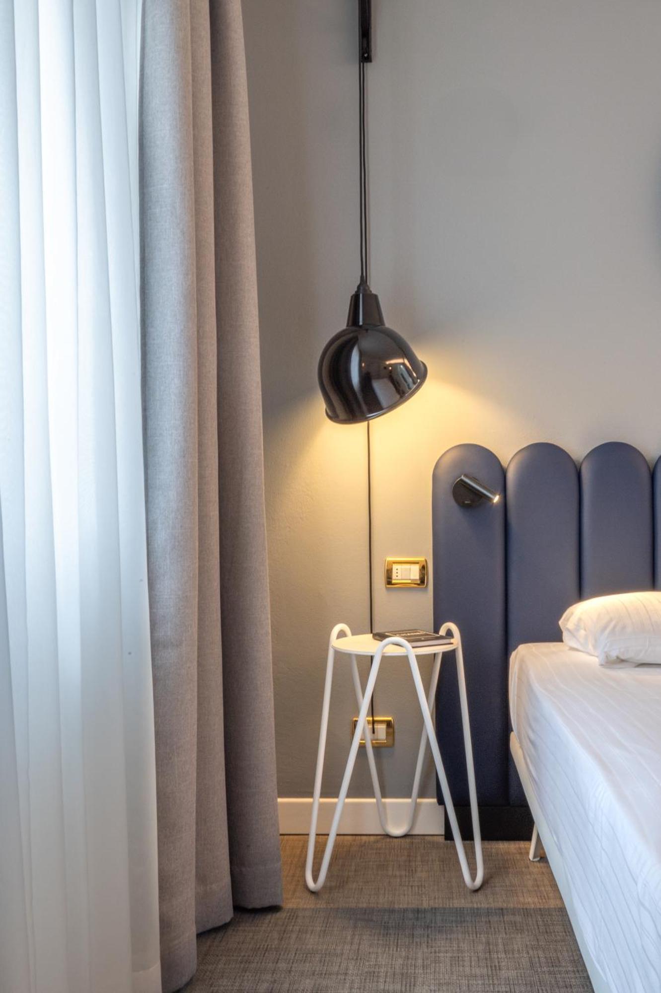 Hotel Europa Гарда Экстерьер фото